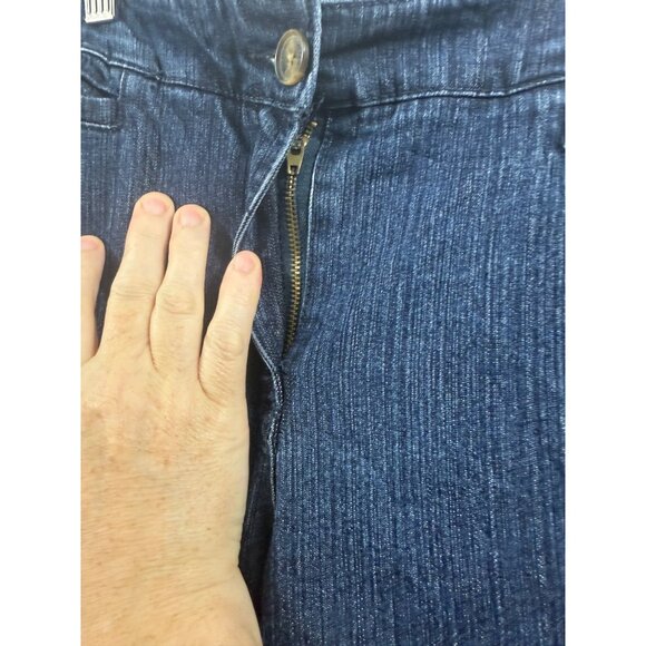 Jaclyn Smith Capris Jeans Womens Size 12 Blue Medium Wash High Waisted - Picture 5 of 5